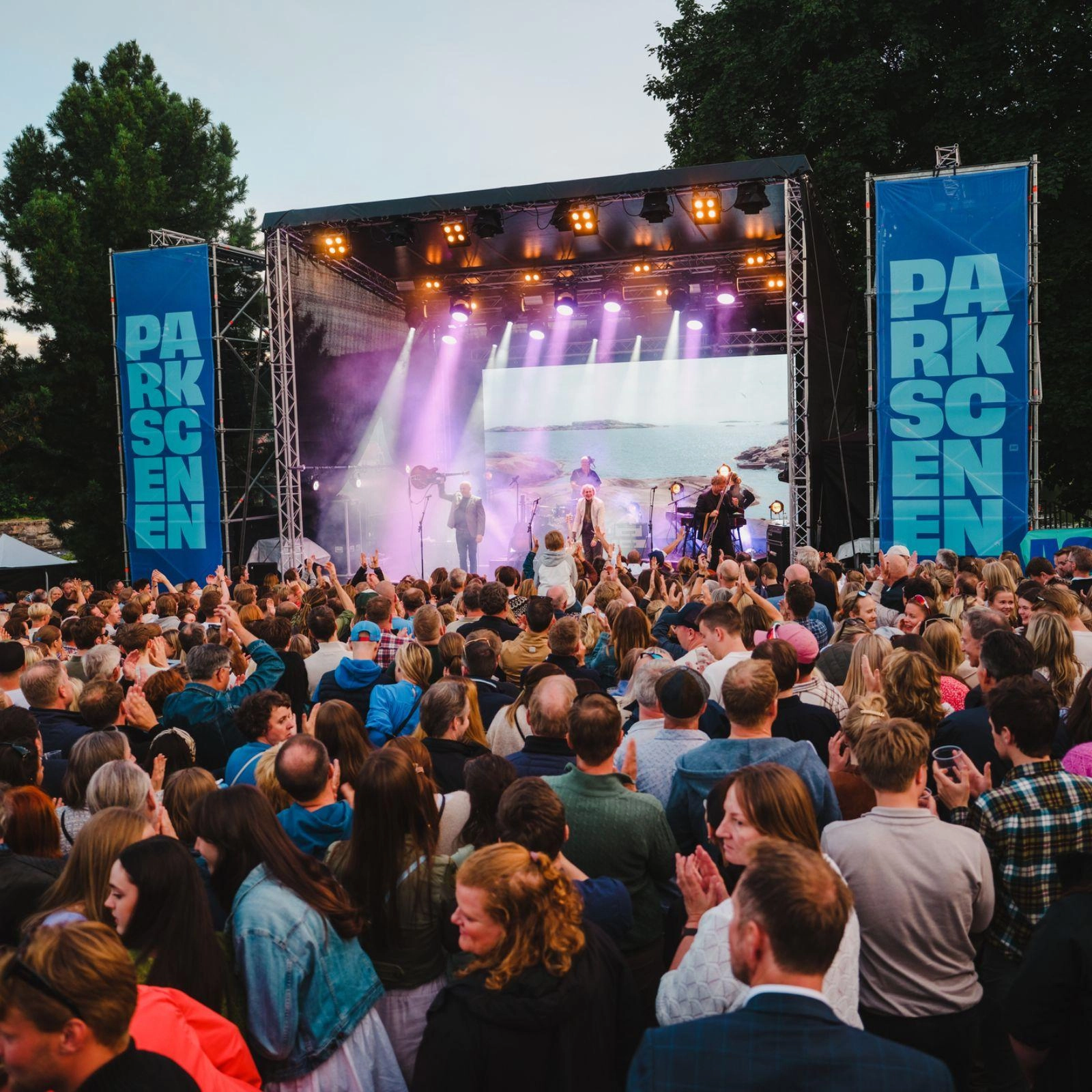 KVELDENS KONSERT - Trang Fødsel