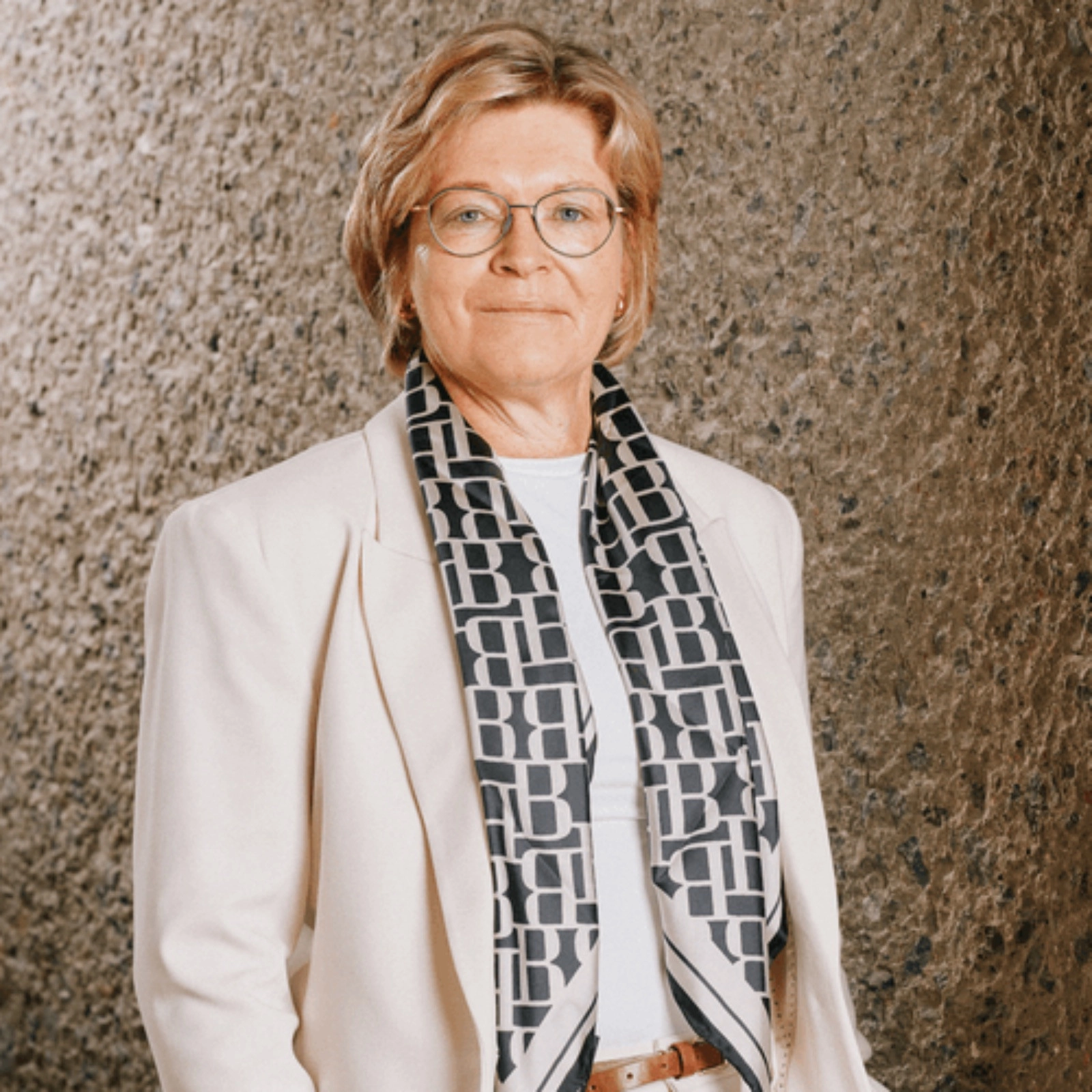 Kari E. Bjørkelund