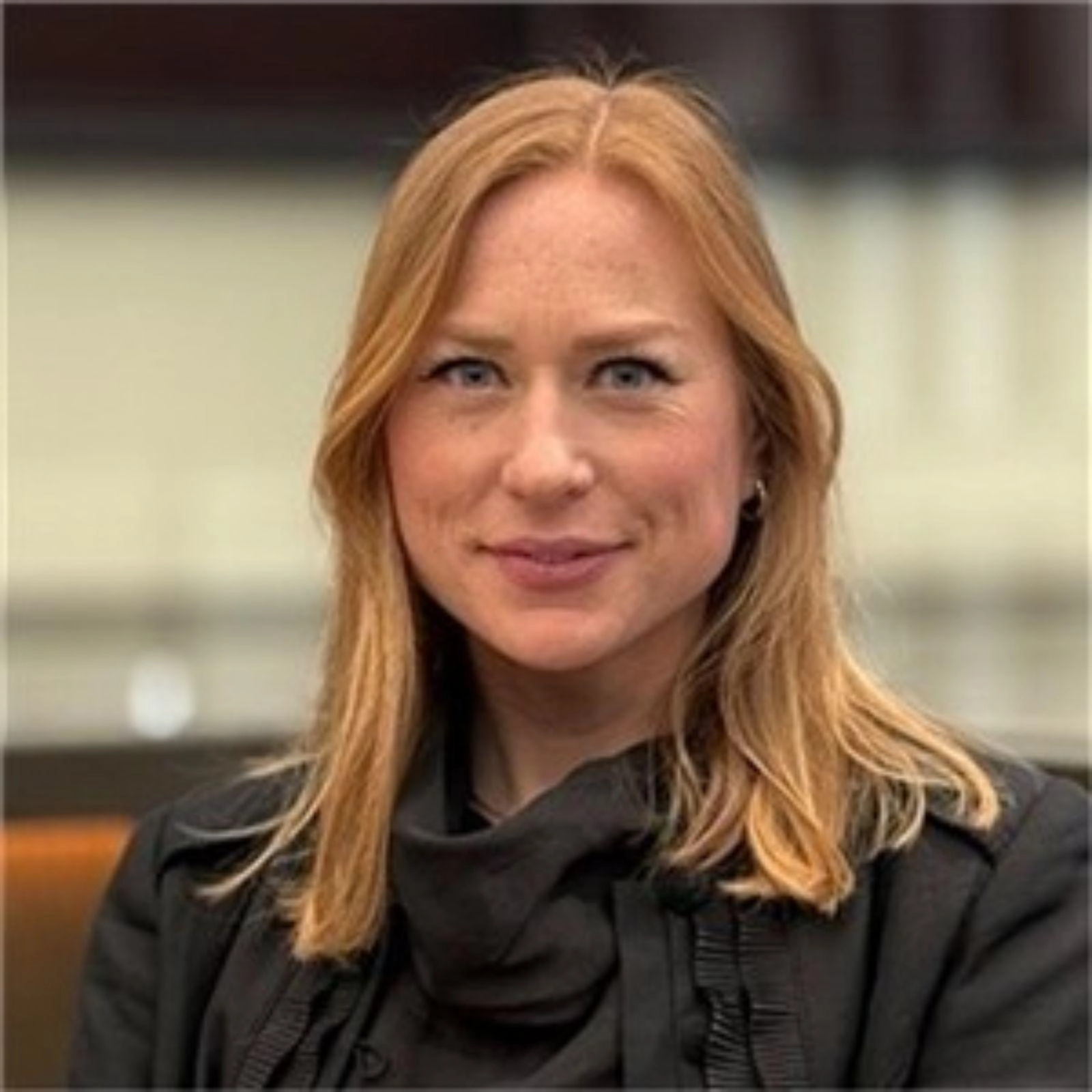 Martine J. Narvhus