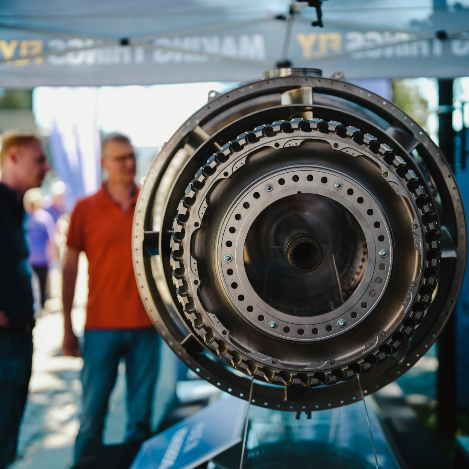 GKN signerer 3-årig strategisk partnerskap