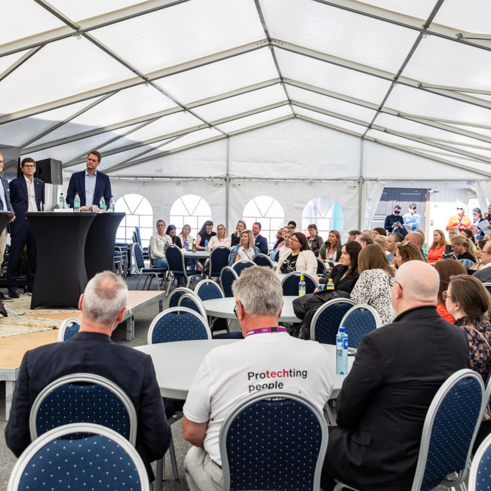 Vil dere ha sommerfesten under Agenda?